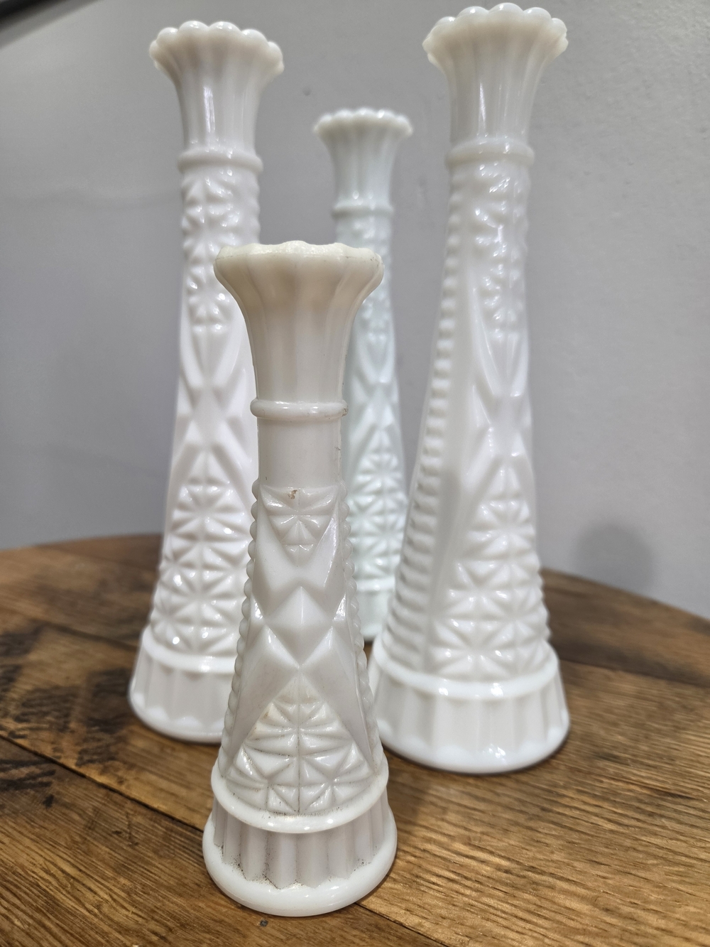 White Geometric Vase Set
